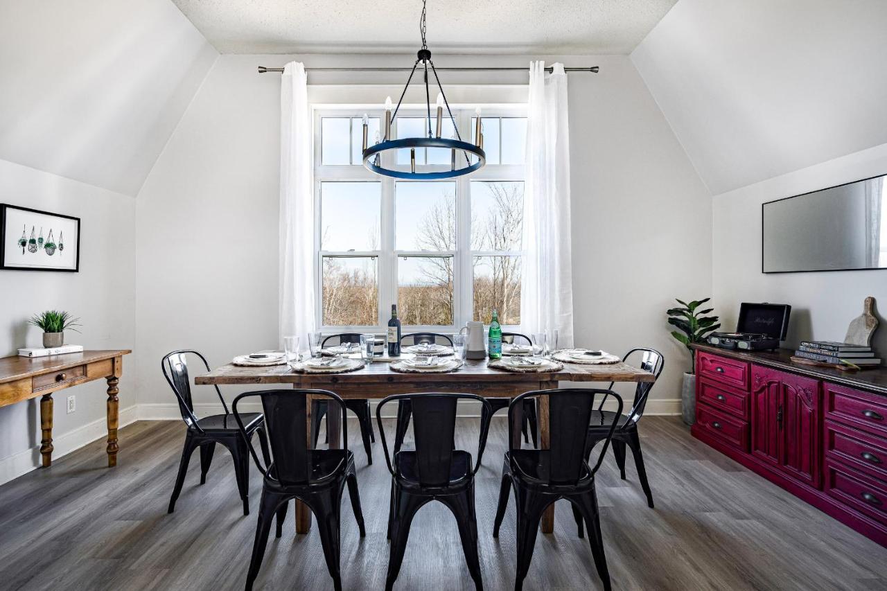 Beautiful & Bright 3 Bed Townhome Near Village Blue Mountains Ngoại thất bức ảnh