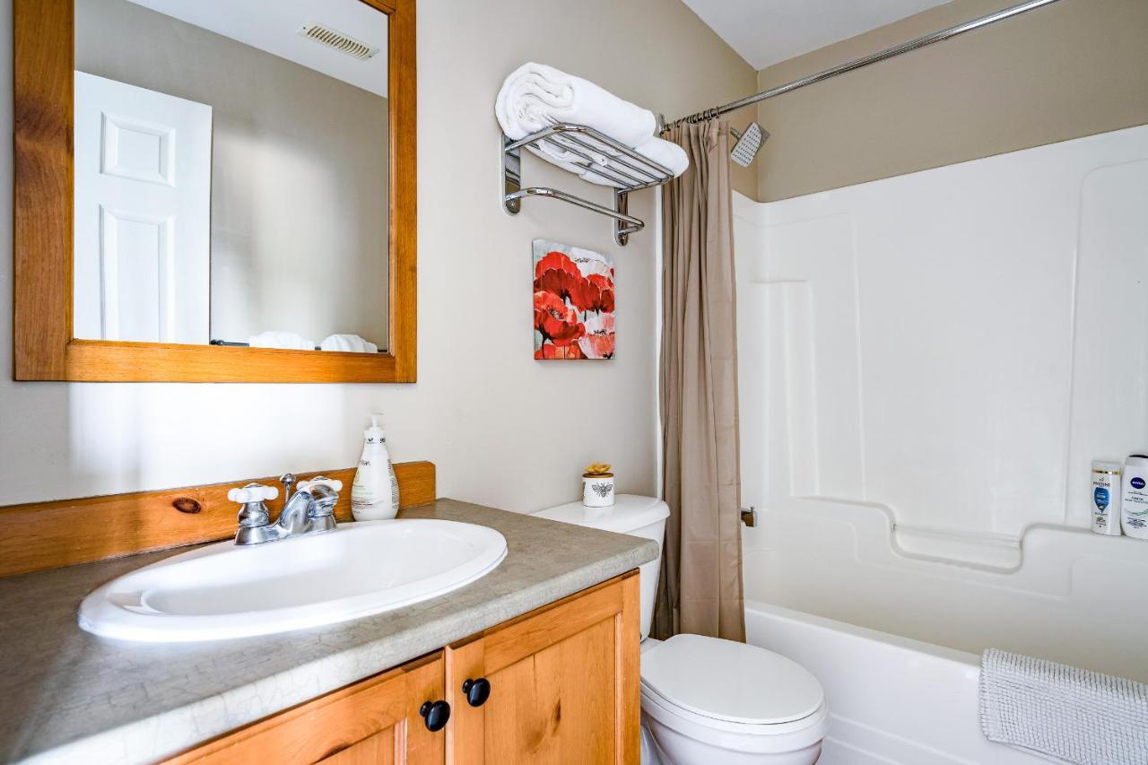 Beautiful & Bright 3 Bed Townhome Near Village Blue Mountains Ngoại thất bức ảnh