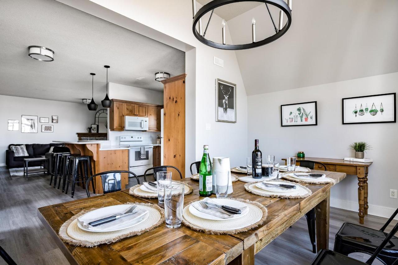 Beautiful & Bright 3 Bed Townhome Near Village Blue Mountains Ngoại thất bức ảnh
